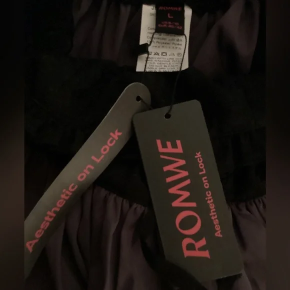 🖤Goth Ruffle Hem Skirt🖤 - Picture 7 of 9